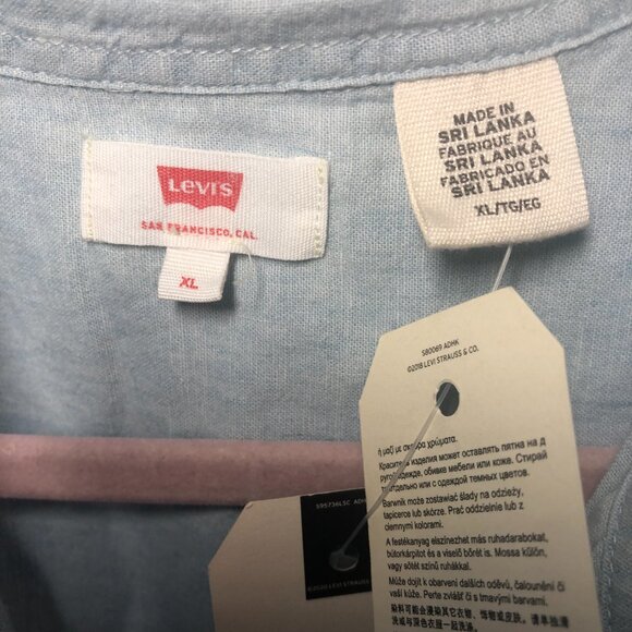 LEVIS JOYCE SHORT SLEEVE RESORT SHIRT - Picture 10 of 10